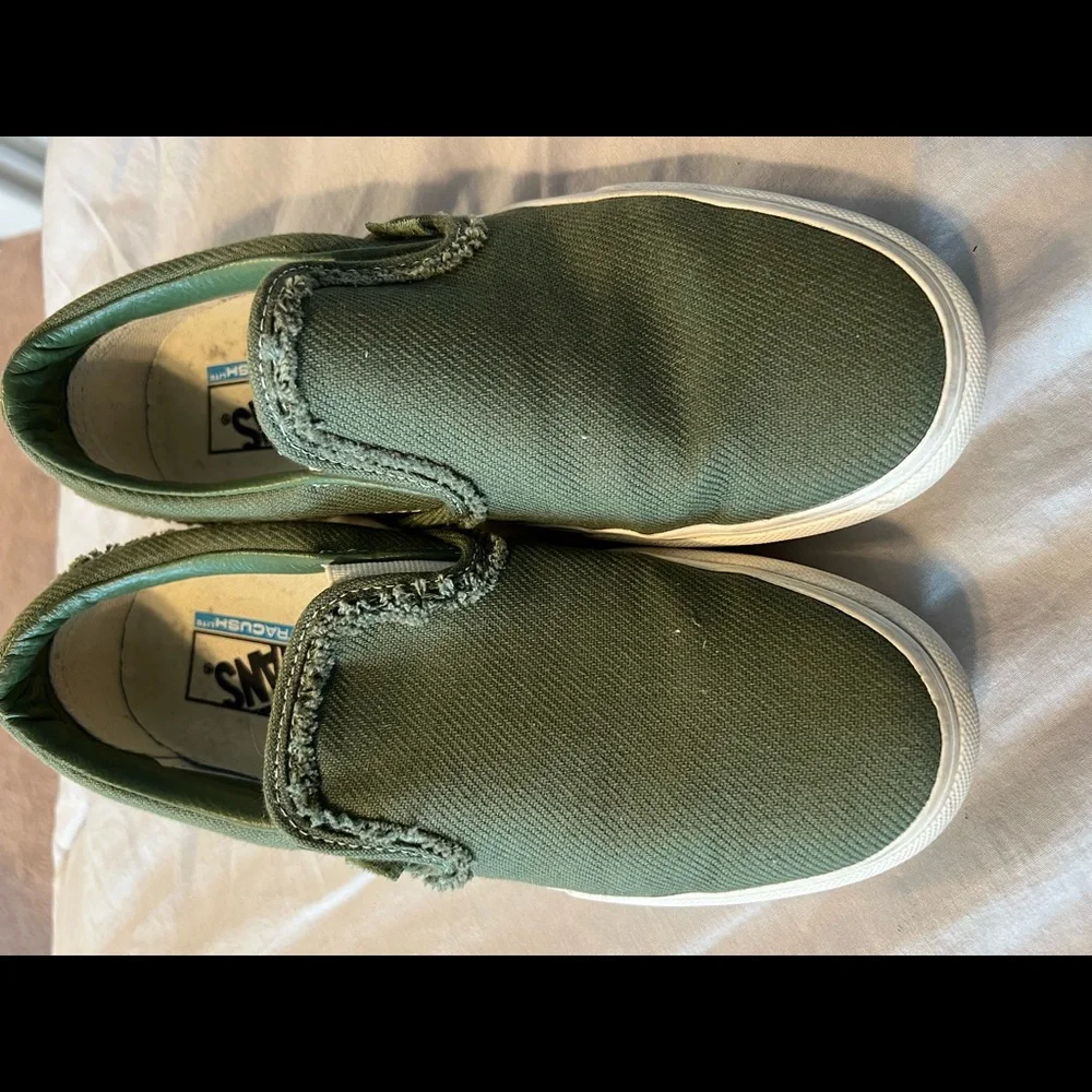Vans used - Picture 2 of 4